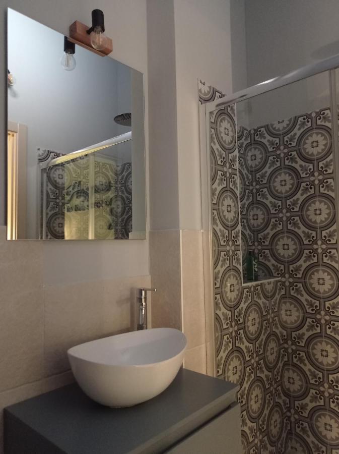 Апартаменты Happynesshouse_Locazione Turistica Трани Экстерьер фото