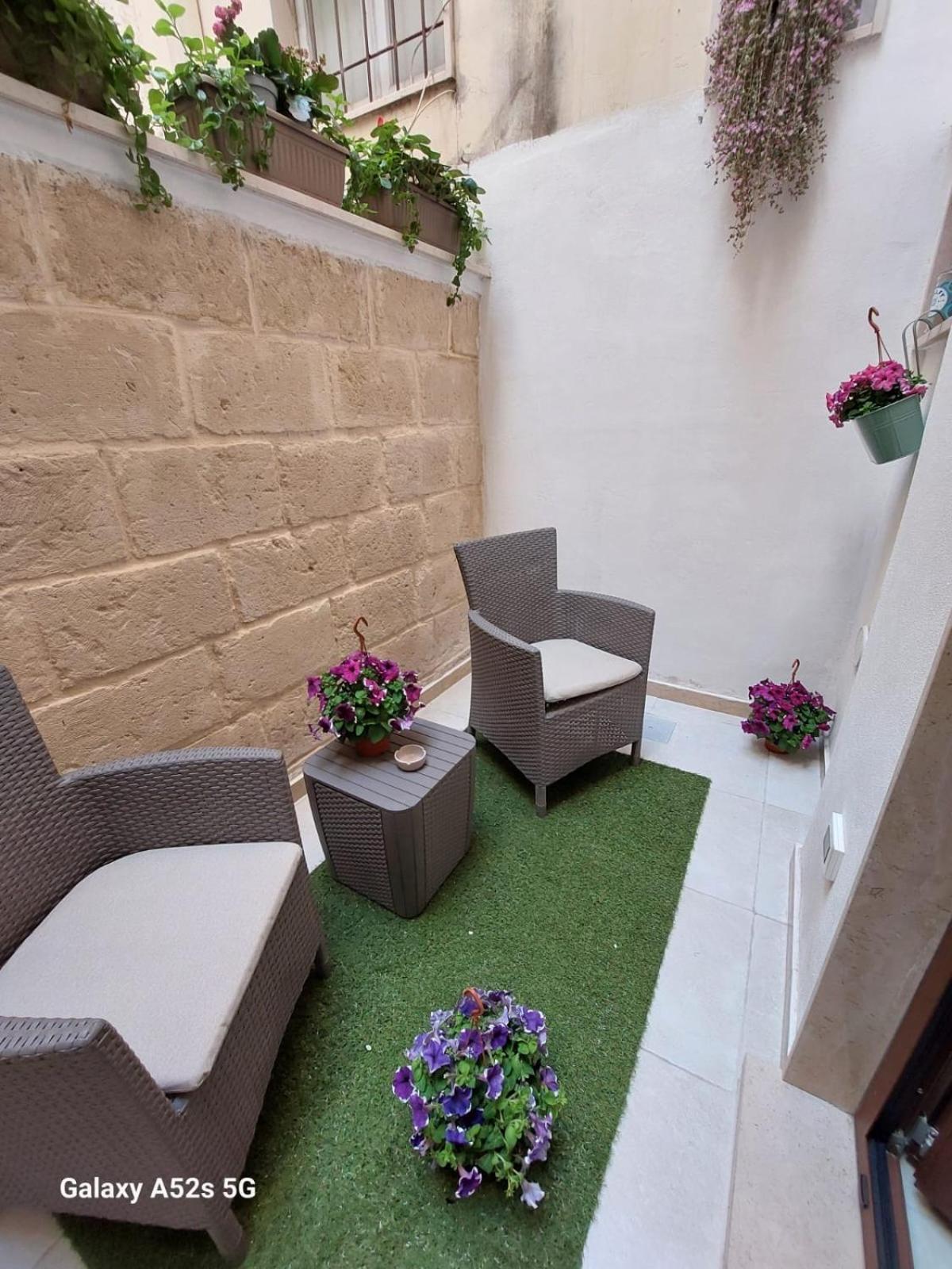 Апартаменты Happynesshouse_Locazione Turistica Трани Экстерьер фото